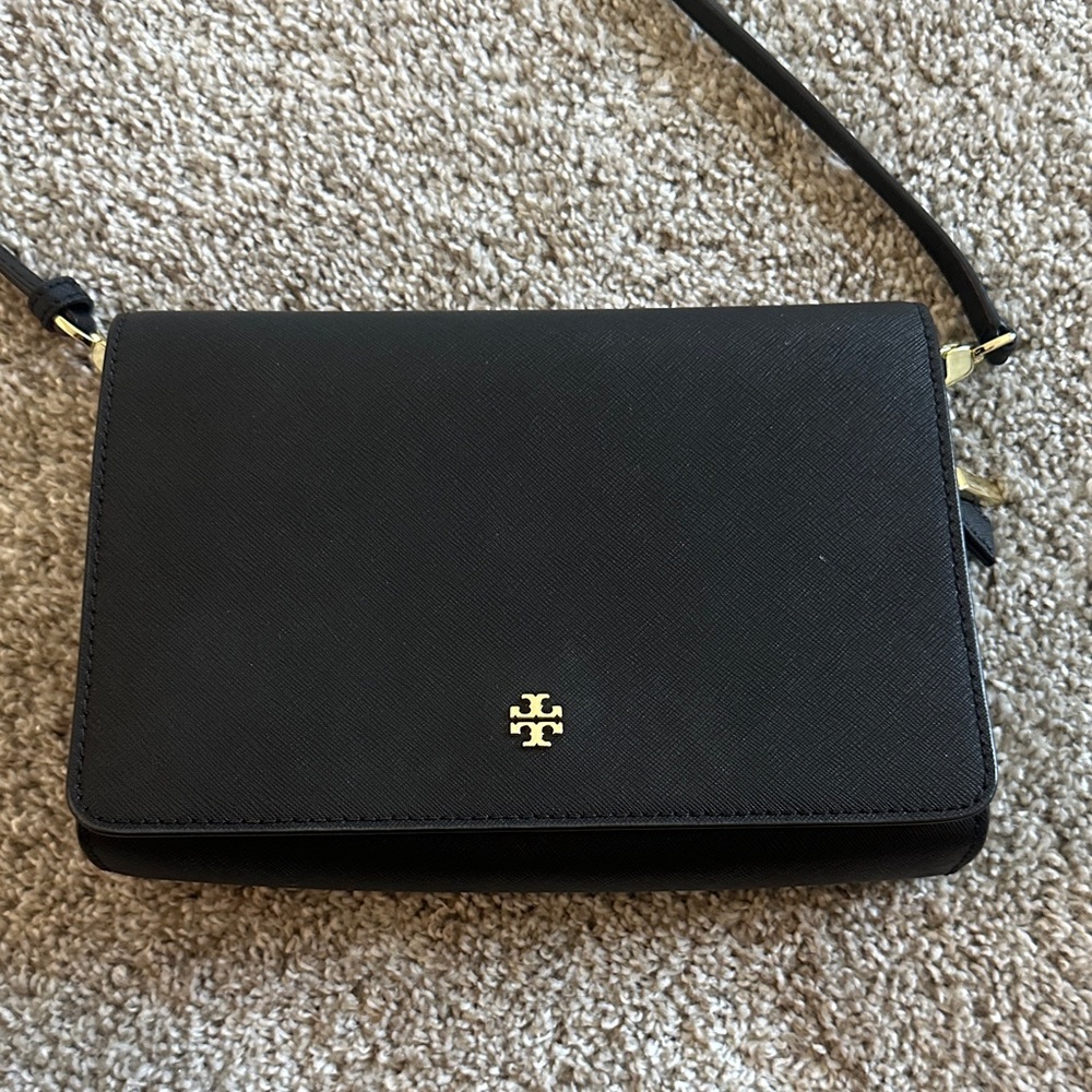 Tory Burch Black Leather Crossbody Shoulder Bag with Gold Hardware - Picture 2 of 3